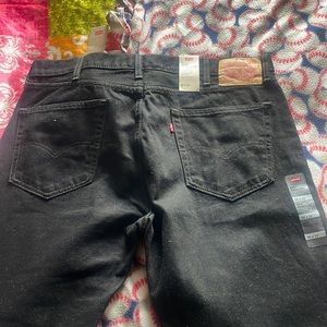 Black Levi 👖!